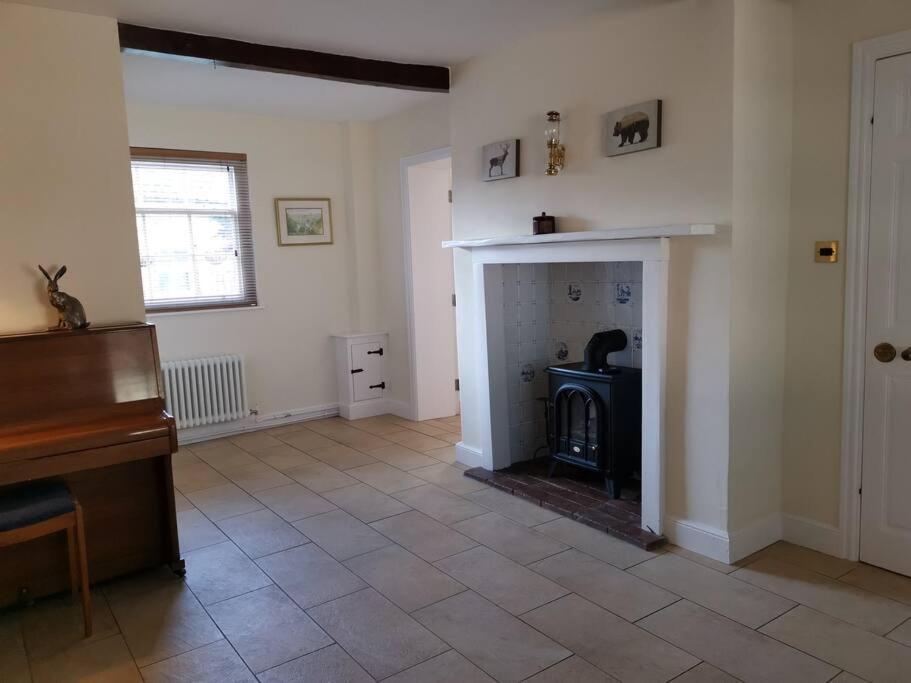 Skipton House Annex Тірск Екстер'єр фото